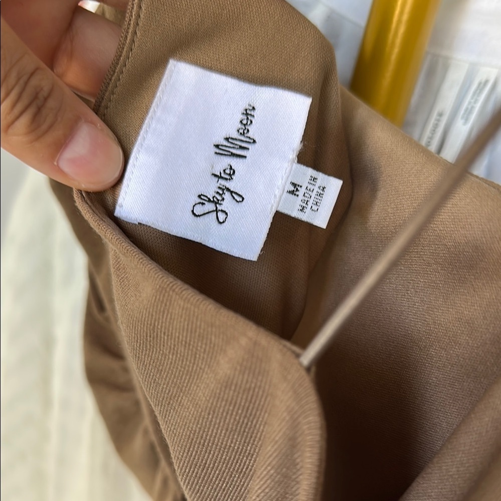 Elegant Tan Mini Dress - Picture 4 of 4
